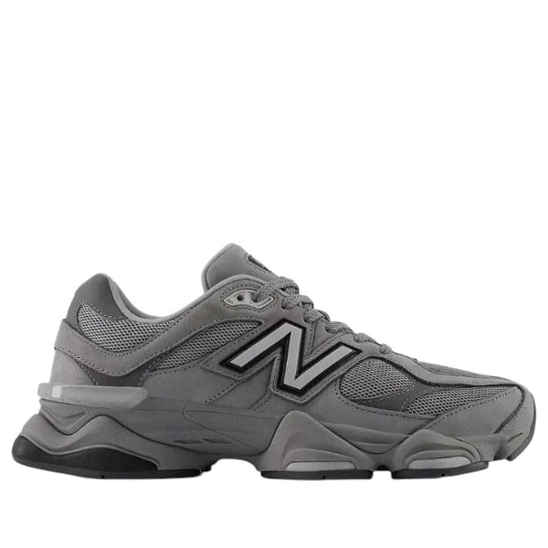 New Balance 9060 Team
Away Grey