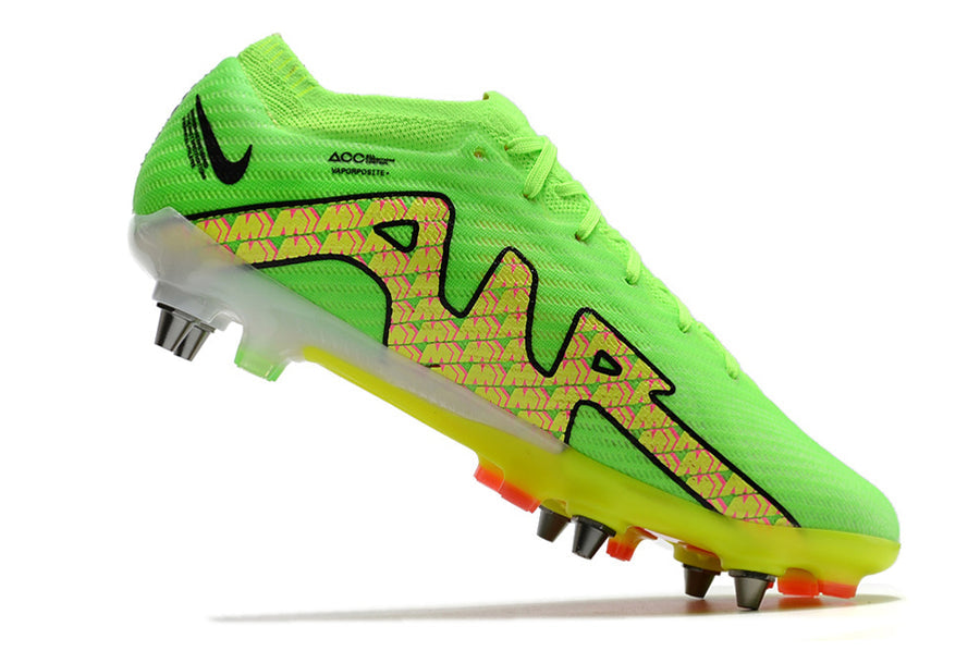 Chuteira Nike Air Zoom Mercurial Vapor 15 Elite SG - TRAVA MISTA