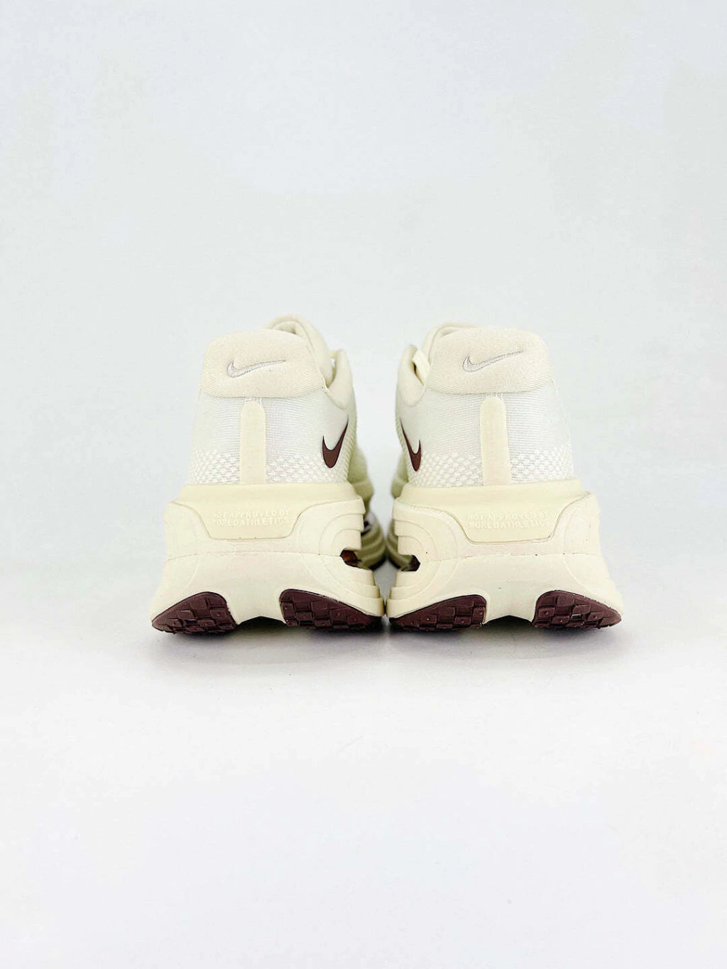 Nike Vomero Premium
Coconut Beige