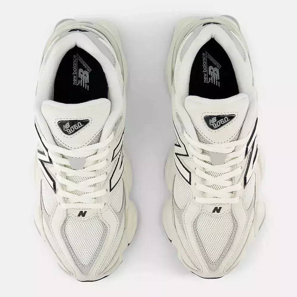 New Balance 9060 Sea Salt
Raincloud
