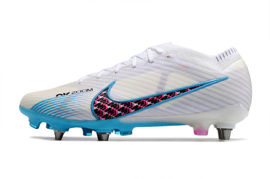 Chuteira Nike Air Zoom Mercurial Vapor 15 Elite SG - TRAVA MISTA