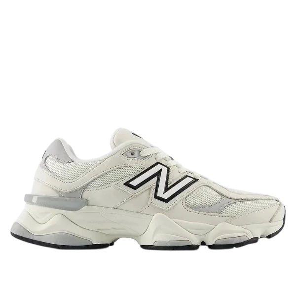 New Balance 9060 Sea Salt
Raincloud