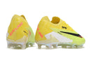 Chuteira Nike Phantom GX Elite FG - Campo