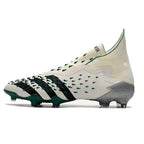 Chuteira Adidas Predator Freak .1 FG - Campo