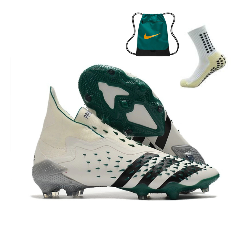 Chuteira Adidas Predator Freak .1 FG - Campo