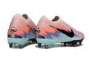 Chuteira Nike Air Zoom Mercurial Vapor 16 Elite SG - TRAVA MISTA