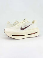 Nike Vomero Premium
Coconut Beige