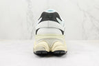 New Balance 9060 Sea Salt
Rain Cloud