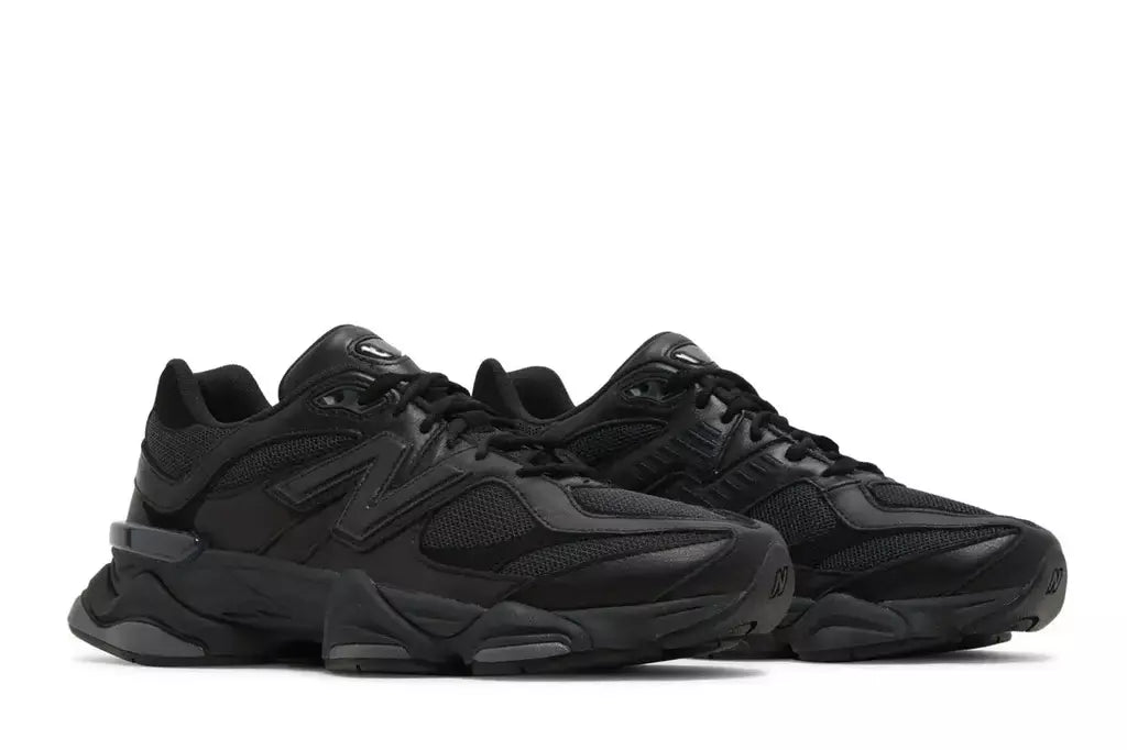 New balance 9060 Triple black