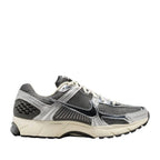 Nike Zoom Vomero 5 Black Metallic Silver