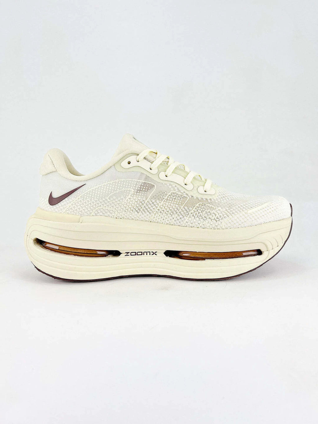 Nike Vomero Premium
Coconut Beige