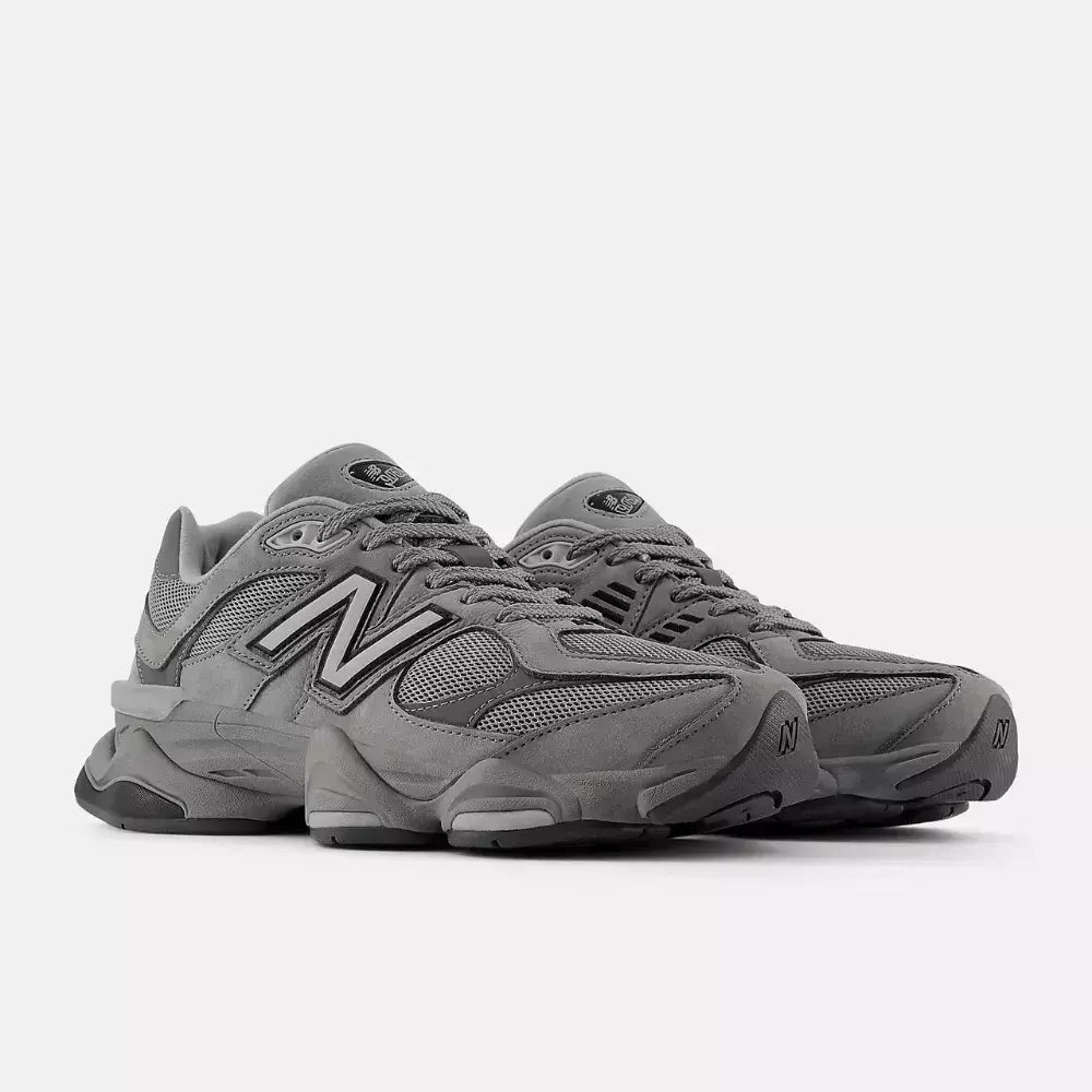 New Balance 9060 Team
Away Grey